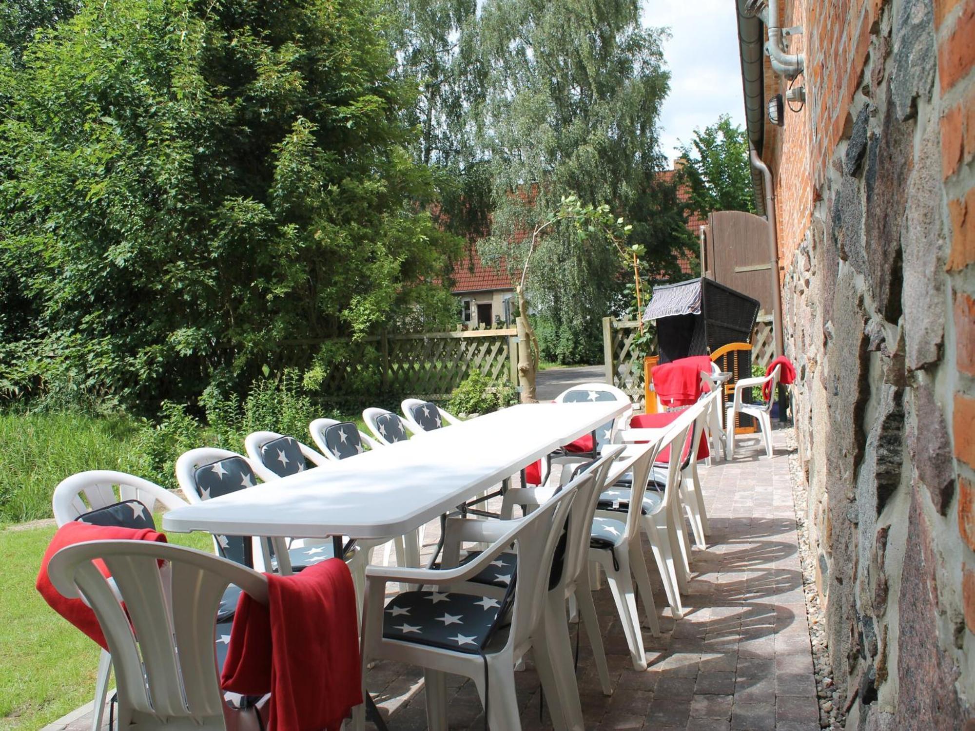 Вилла Mansion In Gressow With Terrace Garden Bbq Pond Bicycles Экстерьер фото