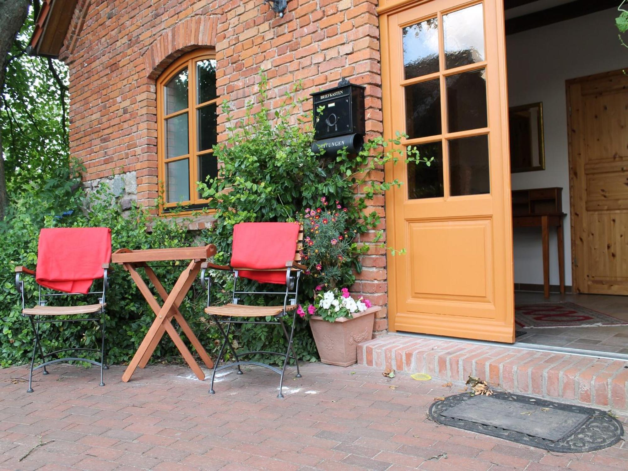Вилла Mansion In Gressow With Terrace Garden Bbq Pond Bicycles Экстерьер фото